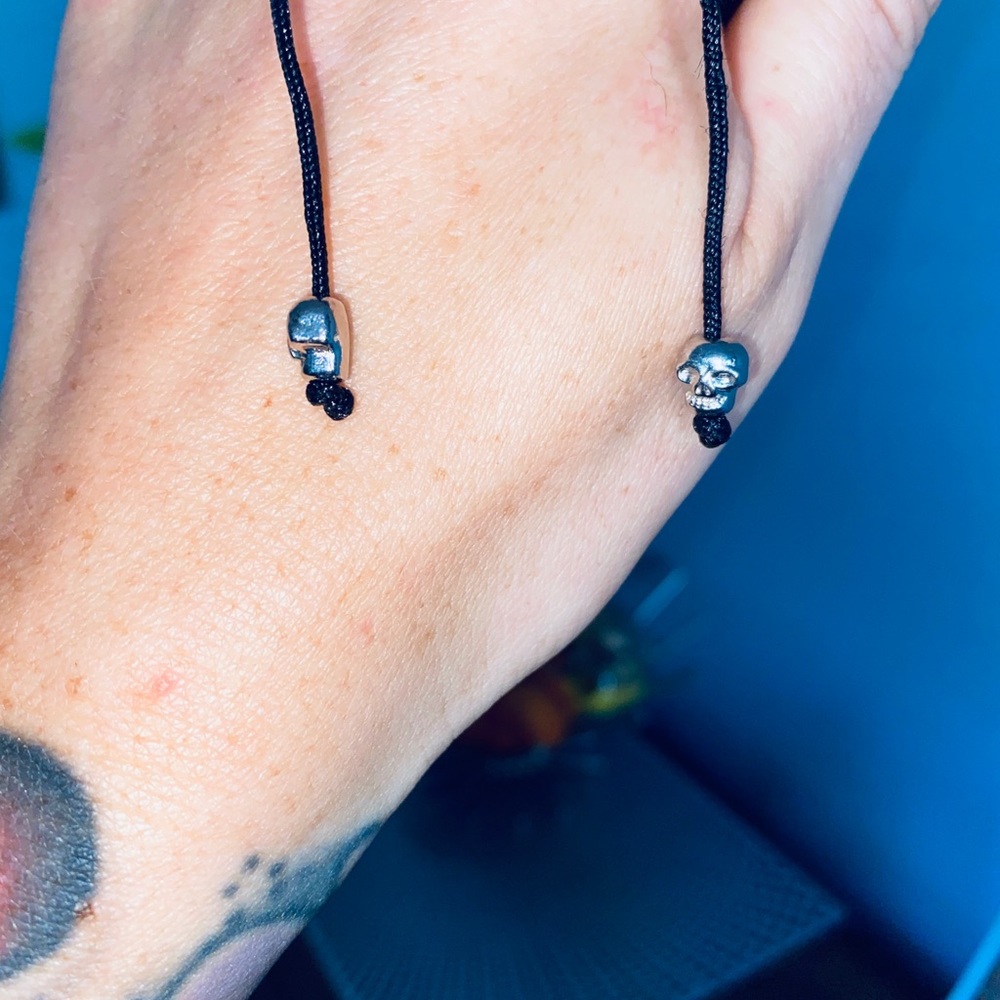 Set of 3 black beaded w/ skull +anchor bracelets - Picture 4 of 8